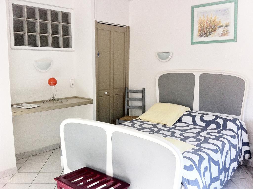 Hotel Residence Larroque Caussade Rum bild